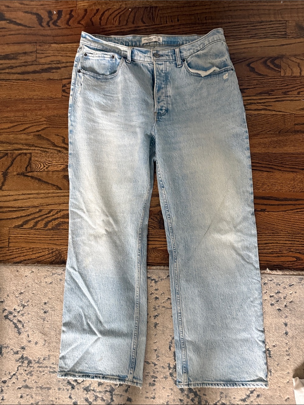 Abercrombie & Fitch the 90’s baggy low rise jeans 30/10s